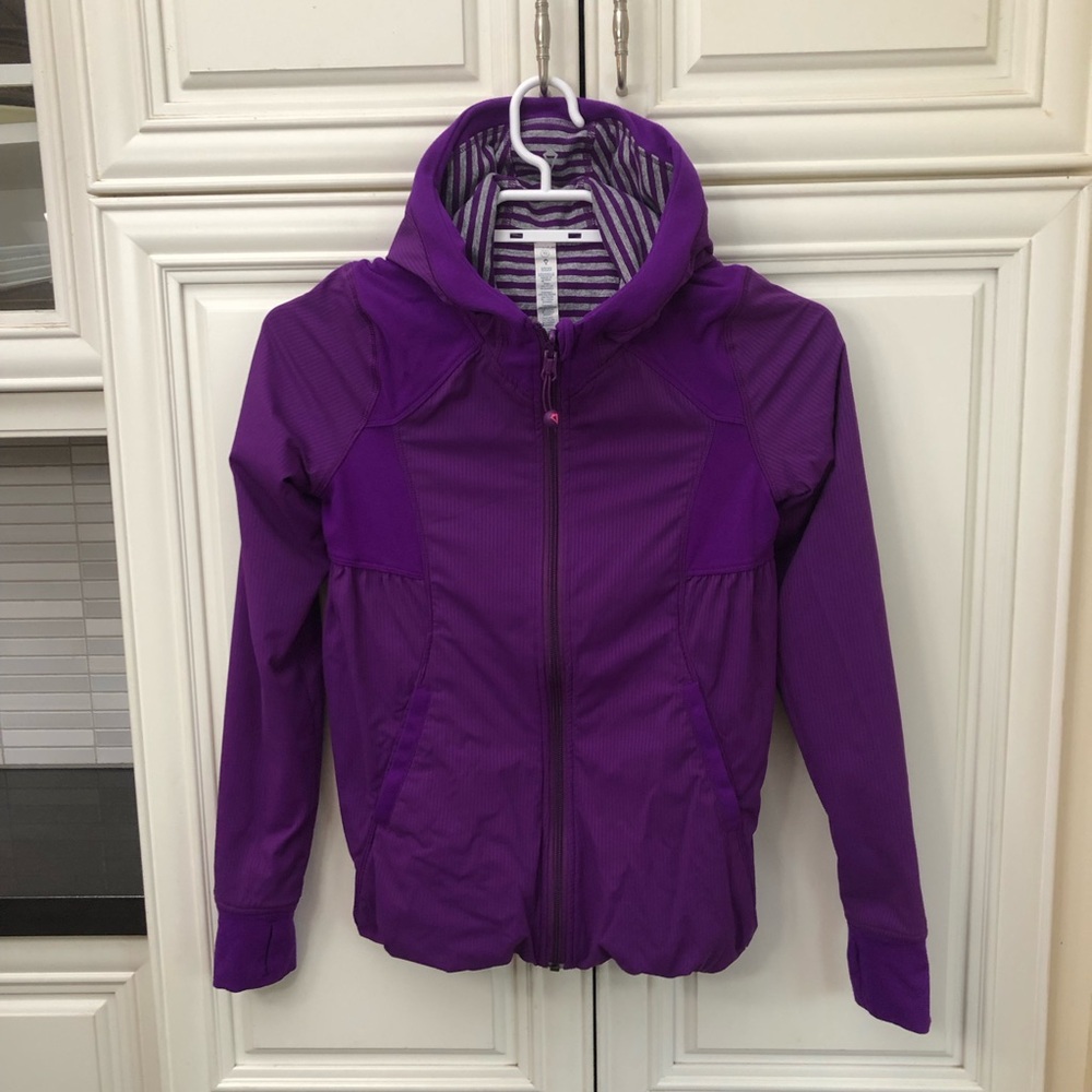 Ivivva by Lululemon girl’s reversible hooded jacket